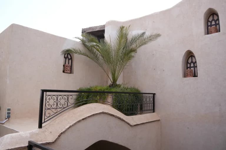 Patio du Maristan Aïcha — riad à Marrakech