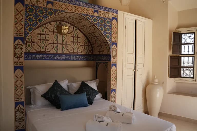 Patio du Maristan Aïcha — riad à Marrakech