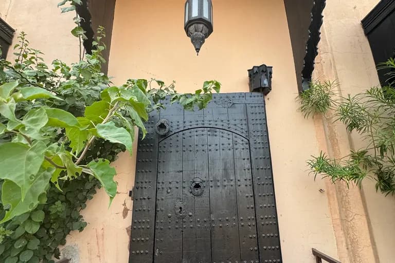Maristan Aïcha — riad contemplatif à Marrakech