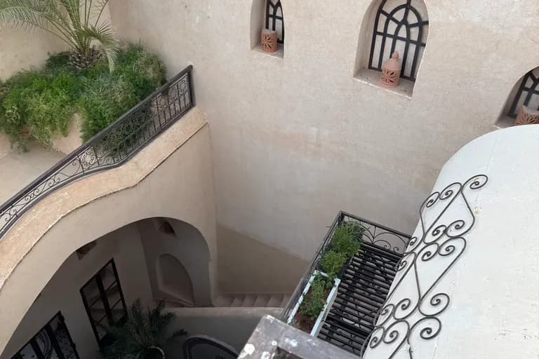 Intérieur du Maristan Aïcha — riad Boccara à Marrakech