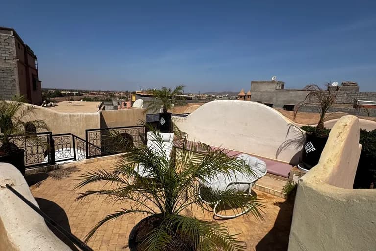 Vue du Maristan Aïcha — palmeraie de Marrakech